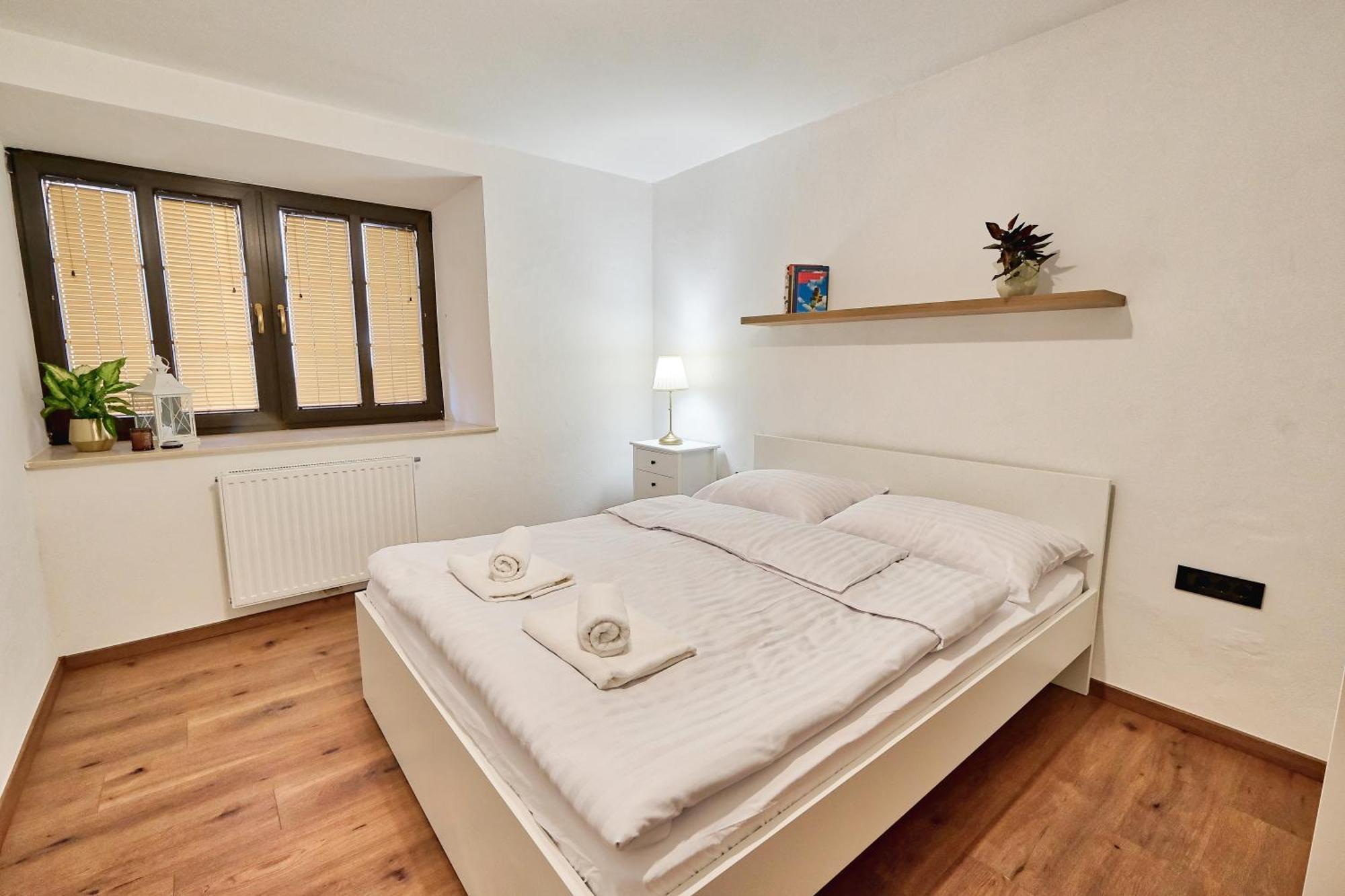 Auzlak Hisa, Apartments. Luče Kamer foto