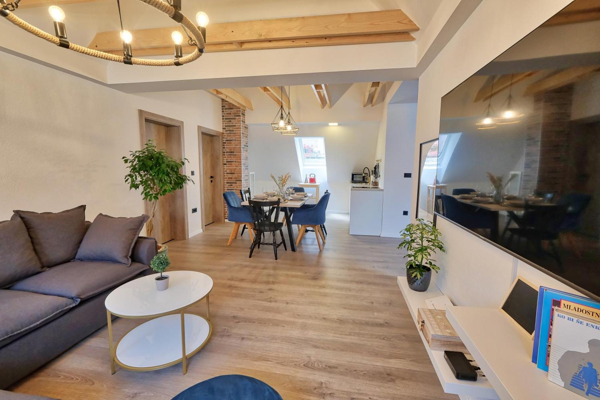 Auzlak Hisa, Apartments. Luče Kamer foto
